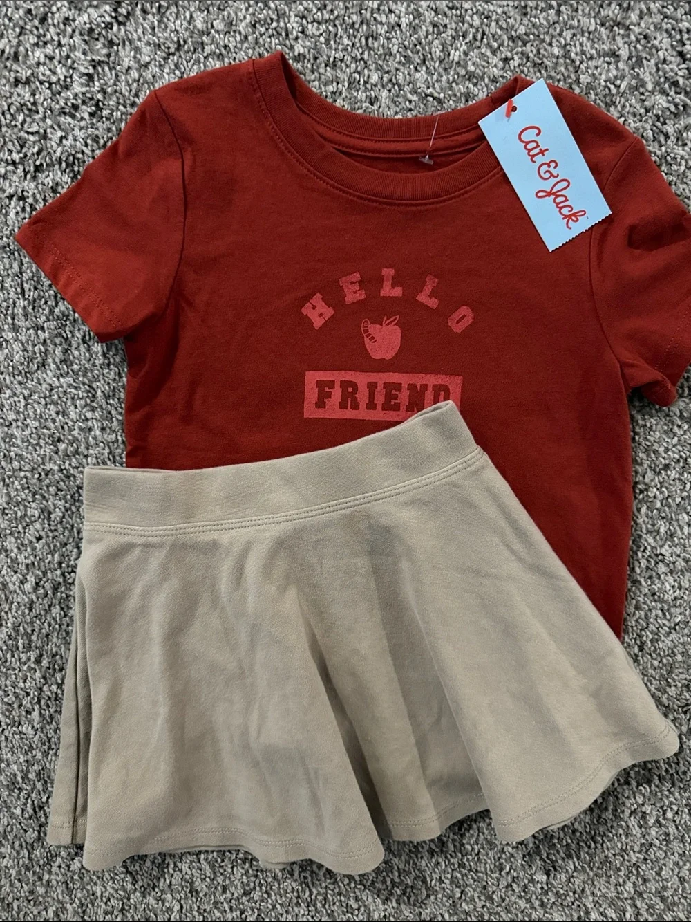 🛍 PRETTY LITTLE GIRLS OUTFIT (  SKORTS  and SHIRT ) SIZE 3T 🛍